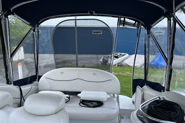 26ft Crownline Yacht For Sale