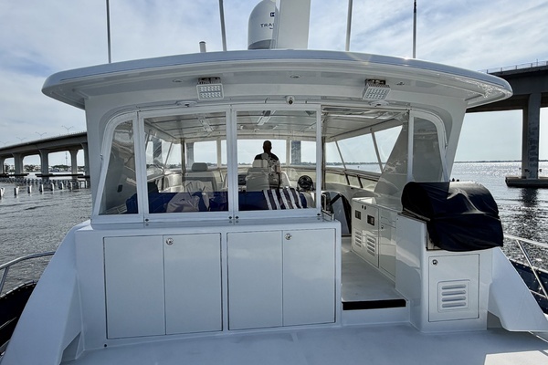 Alaskan 70 Motor Yacht Yacht For Sale