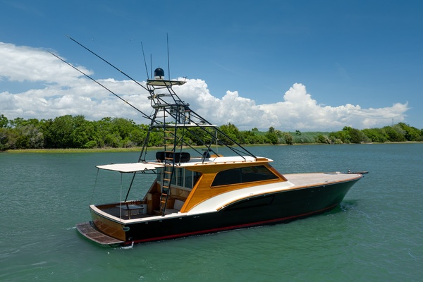 B 58ft Donzi Yacht For Sale