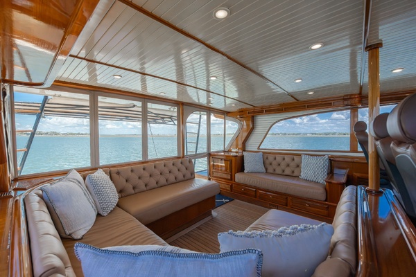 B 58ft Donzi Yacht For Sale