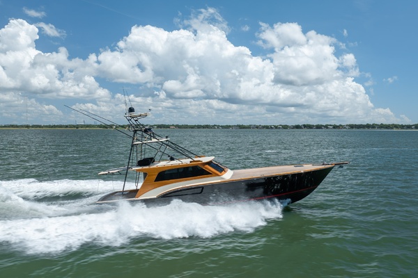 B 58ft Donzi Yacht For Sale
