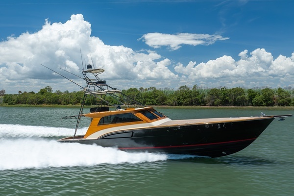 2003 Donzi 58