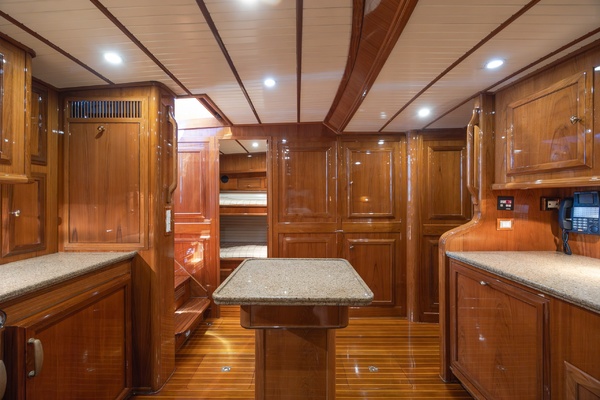 B 58ft Donzi Yacht For Sale