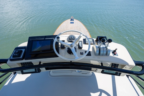 B 58ft Donzi Yacht For Sale