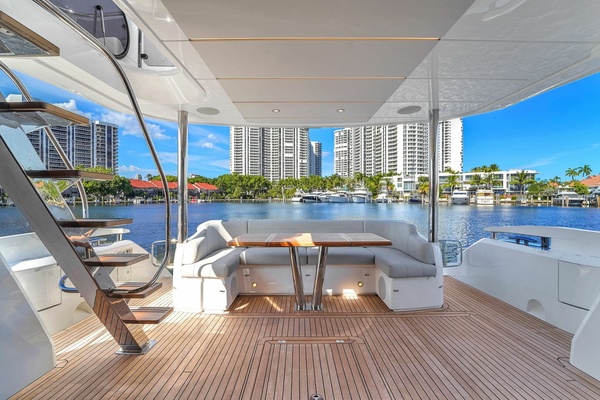 68ft Sunseeker Yacht For Sale