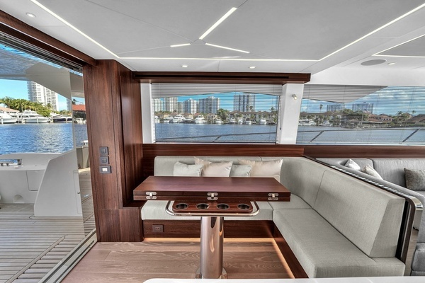 2023 Sunseeker 68