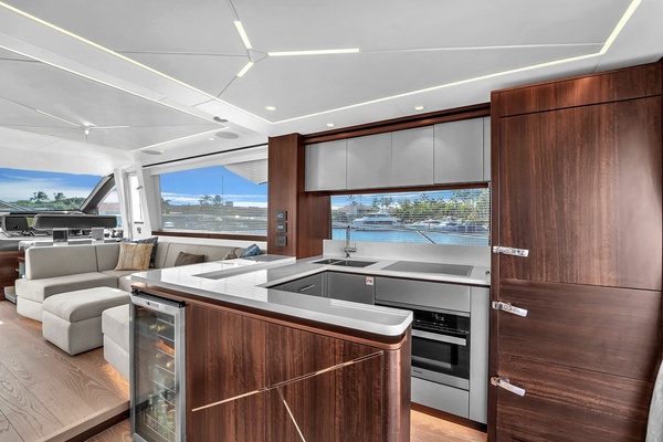 68ft Sunseeker Yacht For Sale