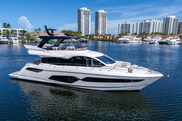 2023 Sunseeker 68