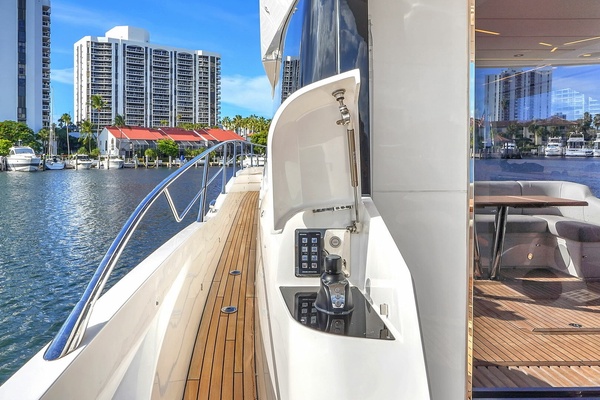 68ft Sunseeker Yacht For Sale