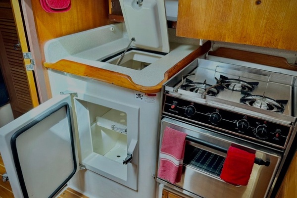 Scout 38ft Catalina Yacht For Sale