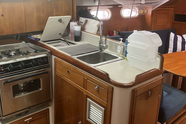 Scout 38ft Catalina Yacht For Sale