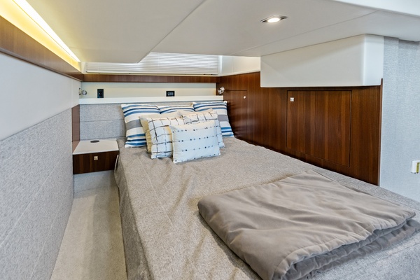 Cruisers 42 SARGAM - Stateroom Aft