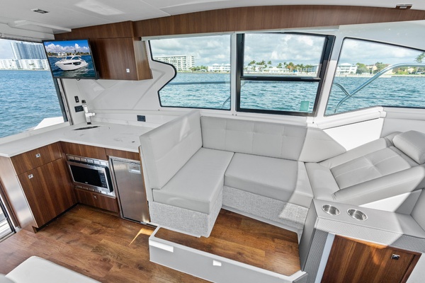 SARGAM 38ft Cruisers Yachts Yacht For Sale