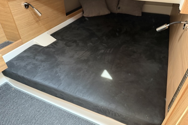 HULL 298 40ft Nimbus Yacht For Sale