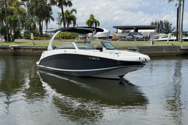 24ft Four Winns Yacht For Sale
