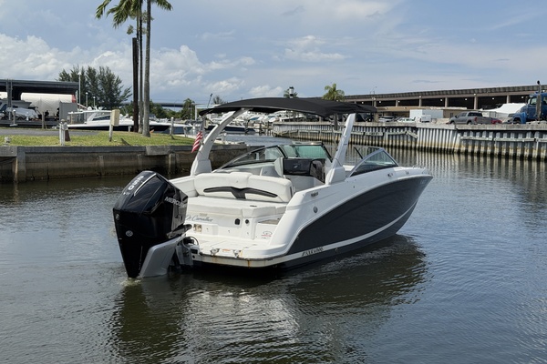 24ft Four Winns Yacht For Sale