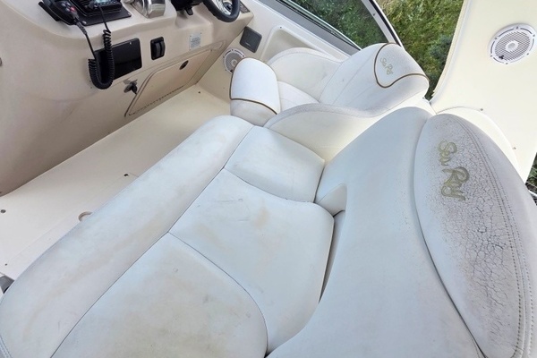 One Love 33ft Sea Ray Yacht For Sale