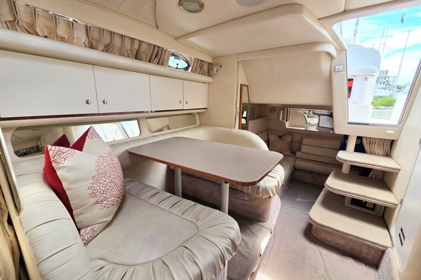 One Love 33ft Sea Ray Yacht For Sale