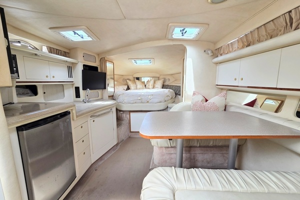 One Love 33ft Sea Ray Yacht For Sale