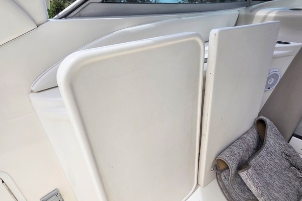 One Love 33ft Sea Ray Yacht For Sale