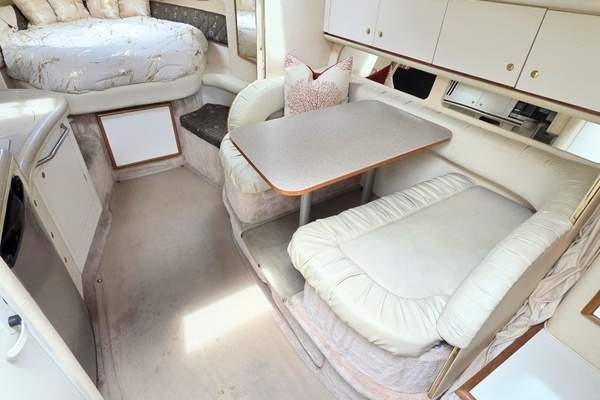 One Love 33ft Sea Ray Yacht For Sale