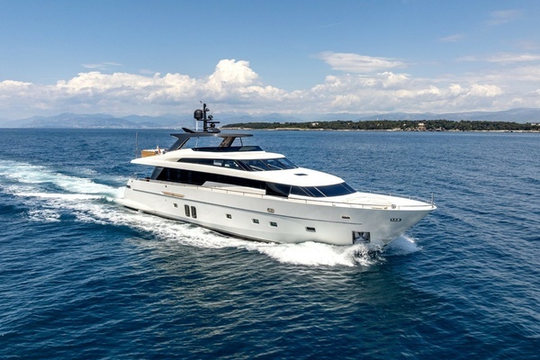 95-ft-Sanlorenzo-2016-SL96-CALM Antibes  France  yacht for sale