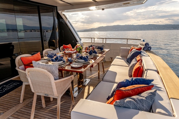 CALM 95ft Sanlorenzo Yacht For Sale