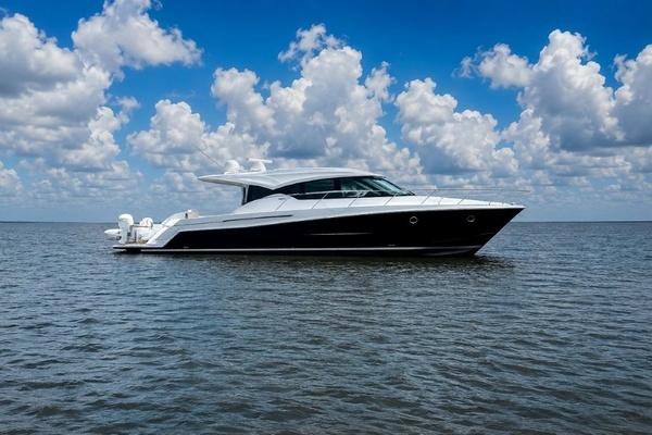 54-ft-Tiara Yachts-2017-C53 Coupe-SHANGRI-LA Moore Haven Florida United States  yacht for sale