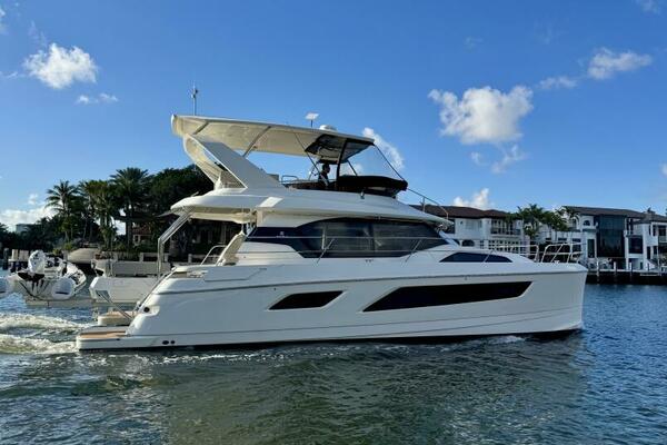 ROOSTERFISH 44ft Aquila Yacht For Sale