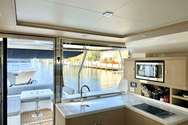 ROOSTERFISH 44ft Aquila Yacht For Sale