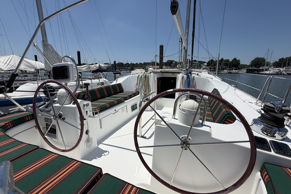 Brer Fox 47ft Beneteau Yacht For Sale