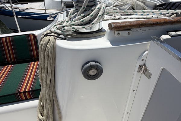 Brer Fox 47ft Beneteau Yacht For Sale