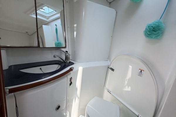 Brer Fox 47ft Beneteau Yacht For Sale