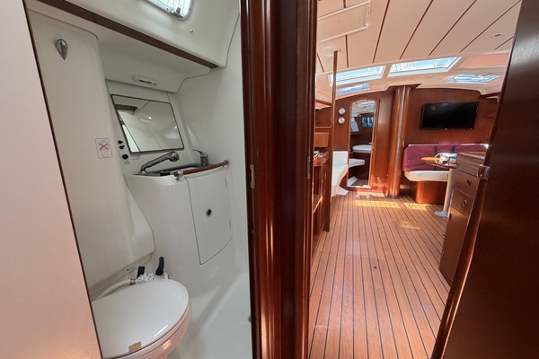 Brer Fox 47ft Beneteau Yacht For Sale