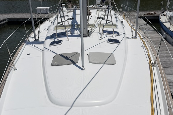 Brer Fox 47ft Beneteau Yacht For Sale