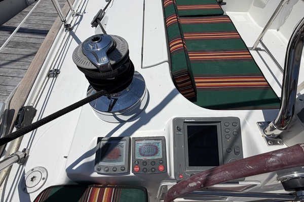 Brer Fox 47ft Beneteau Yacht For Sale
