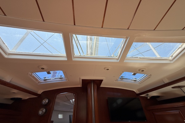 Brer Fox 47ft Beneteau Yacht For Sale