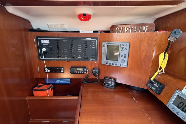 Brer Fox 47ft Beneteau Yacht For Sale
