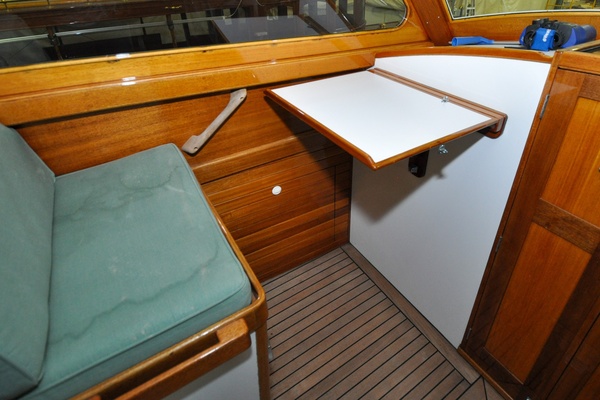 Halcyone 30ft Lyman Morse Yacht For Sale