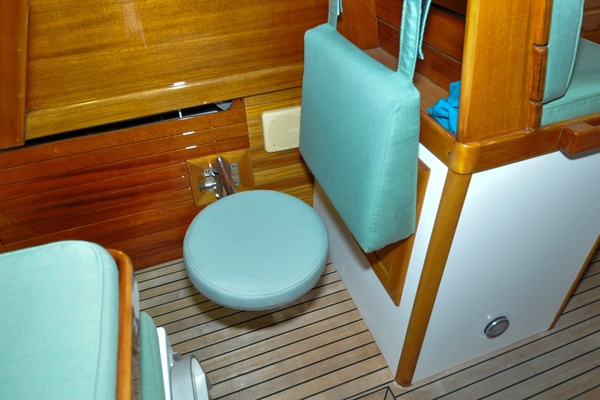 Halcyone 30ft Lyman Morse Yacht For Sale