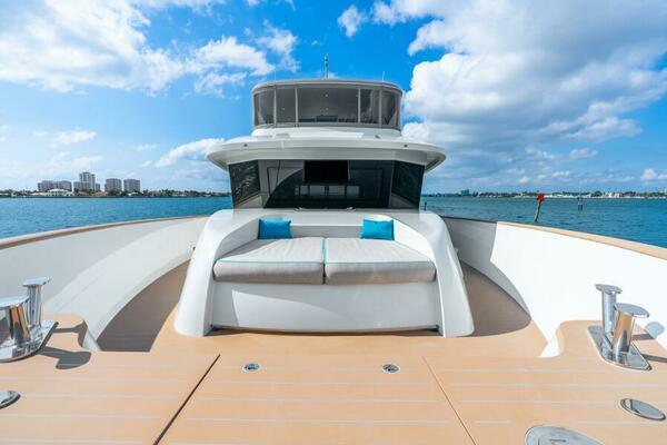 2019Van der Valk 90 ft LeVen 90   LADY SADIE