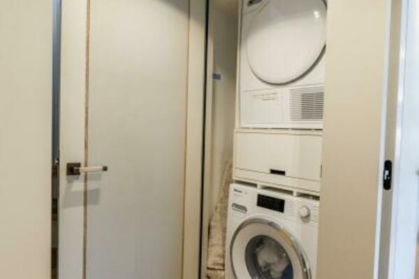 2019Van der Valk 90 ft LeVen 90   LADY SADIE
