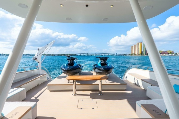 Van der Valk LeVen 90 Yacht For Sale