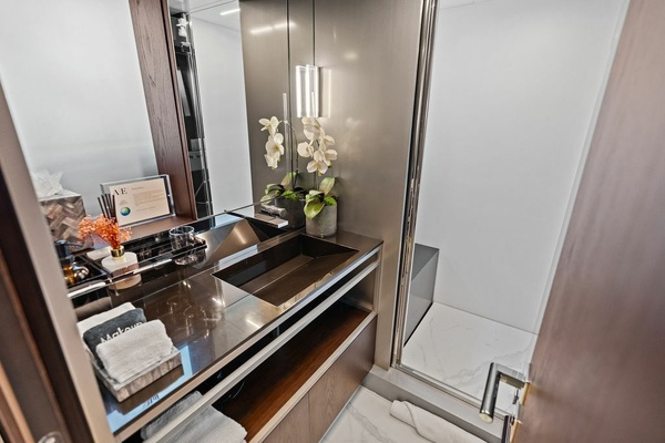 ALTER EGO 85ft Ferretti Yachts Yacht For Sale