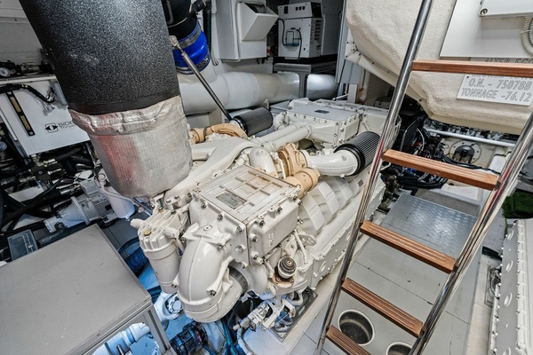 ALTER EGO 85ft Ferretti Yachts Yacht For Sale