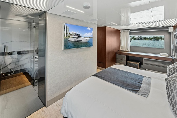ALTER EGO 85ft Ferretti Yachts Yacht For Sale