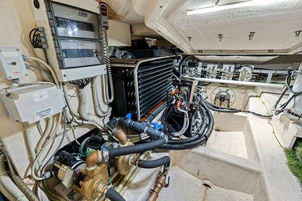 ALTER EGO 85ft Ferretti Yachts Yacht For Sale