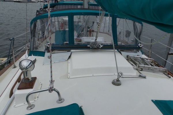 Unabated 42ft Pearson Yacht For Sale