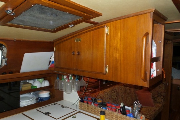 Unabated 42ft Pearson Yacht For Sale