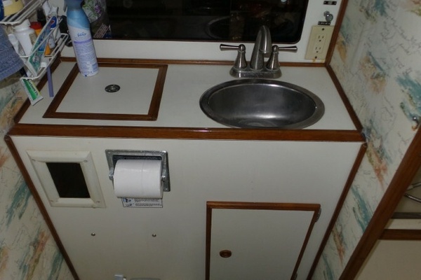 Unabated 42ft Pearson Yacht For Sale